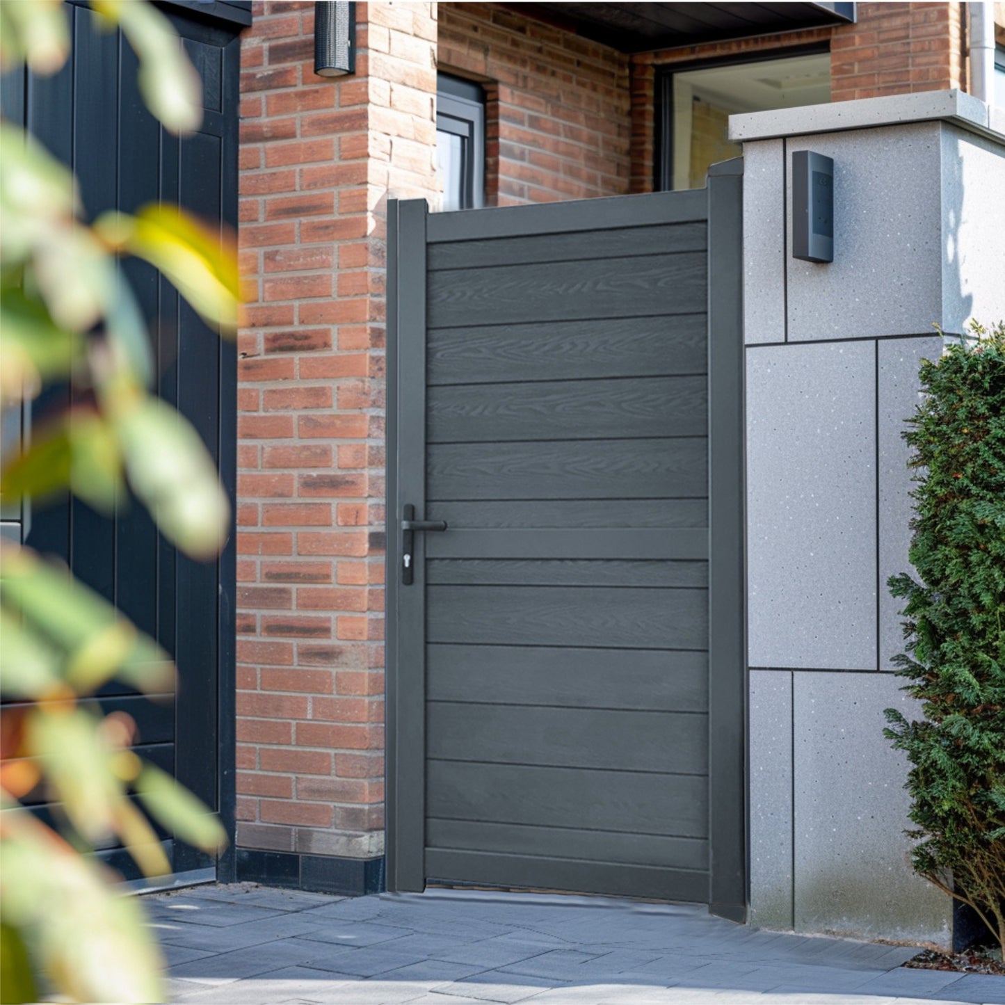 CompHorizon | Composite Horizontal Garden Gate with Aluminium Frame