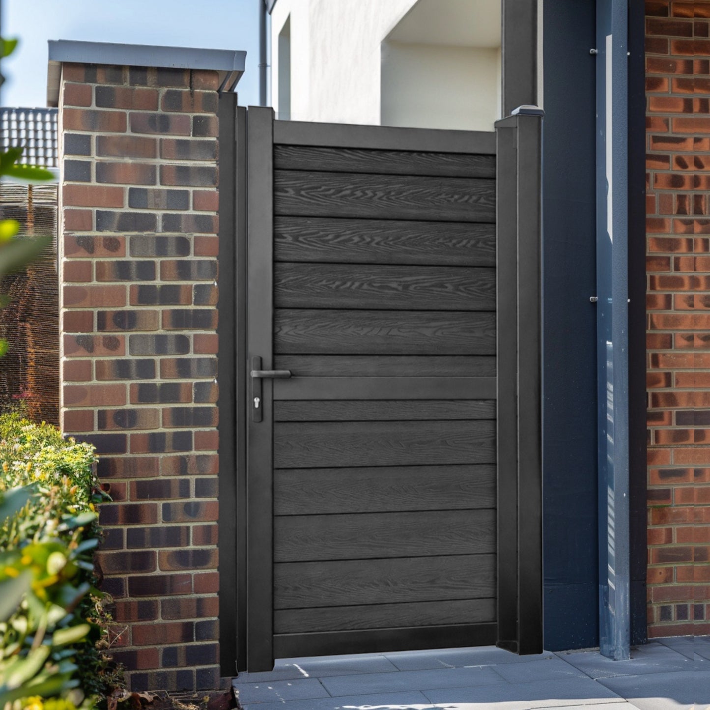 CompHorizon | Composite Horizontal Garden Gate with Aluminium Frame
