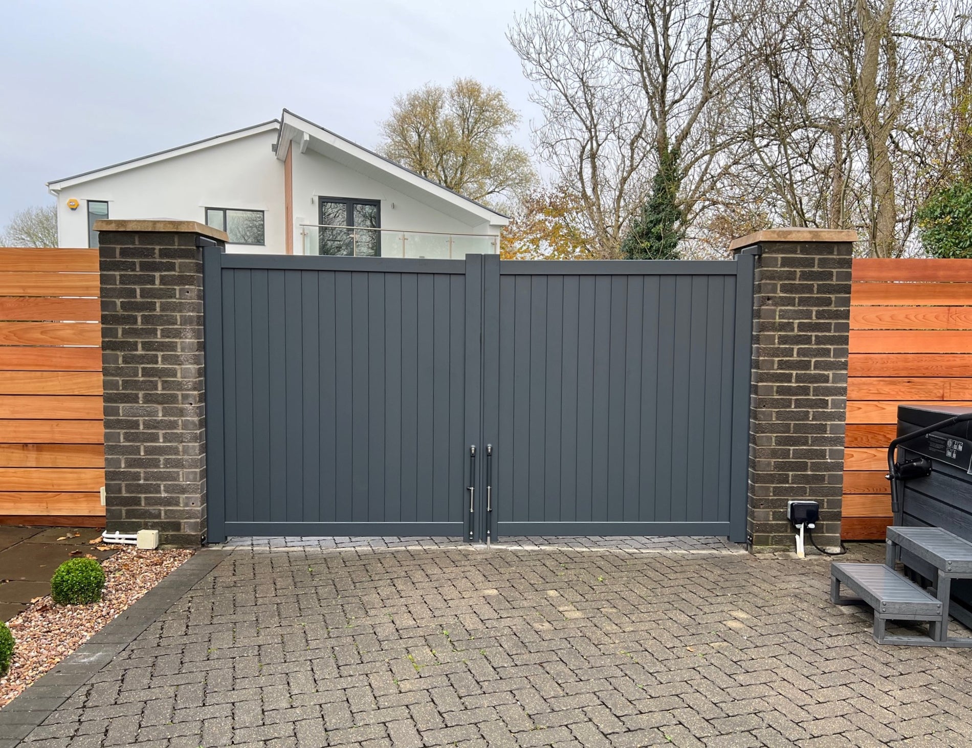 Residential gates store